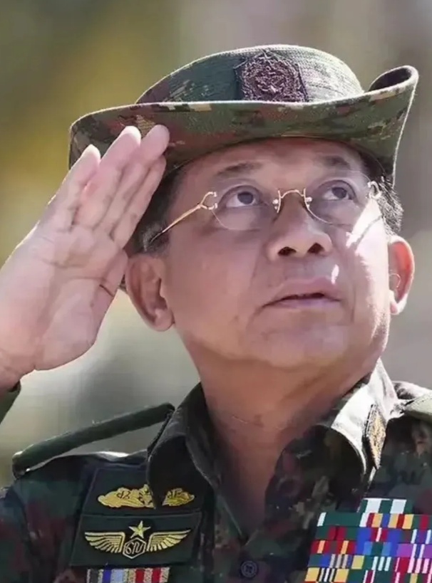 缅甸这种国家的悲惨缅甸最大的军阀敏昂莱他不仅当年击溃了彭家声的