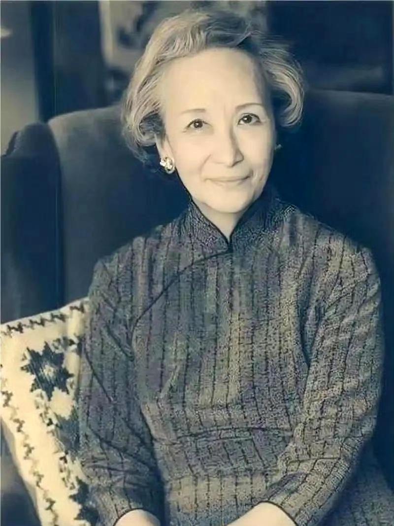 上海滩最后一位名媛郑念我已经活够了2009年上海滩最后一位名媛郑念病