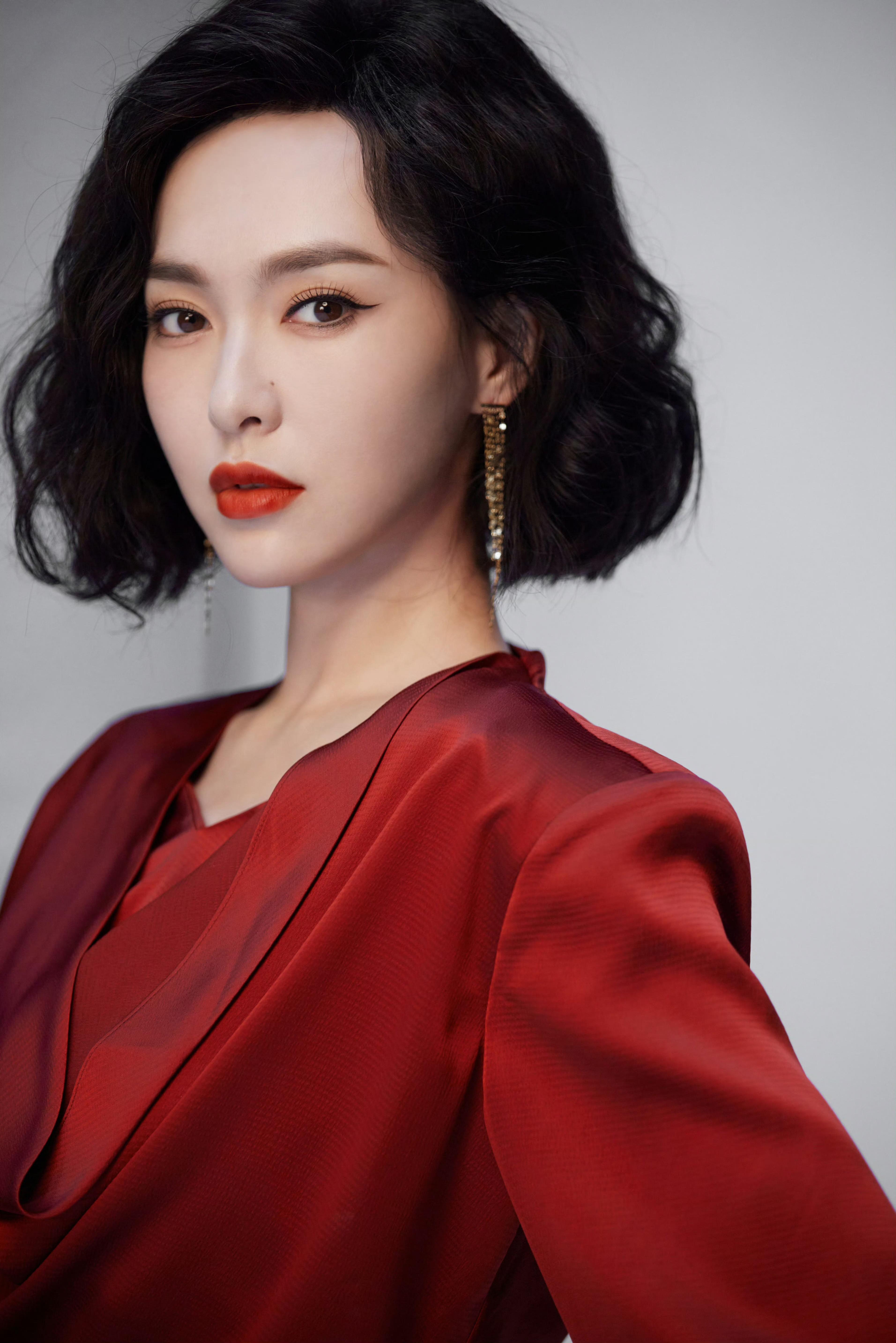 是他啊 的想法: 唐嫣复古短发 |  a class="hash_tag" href="https