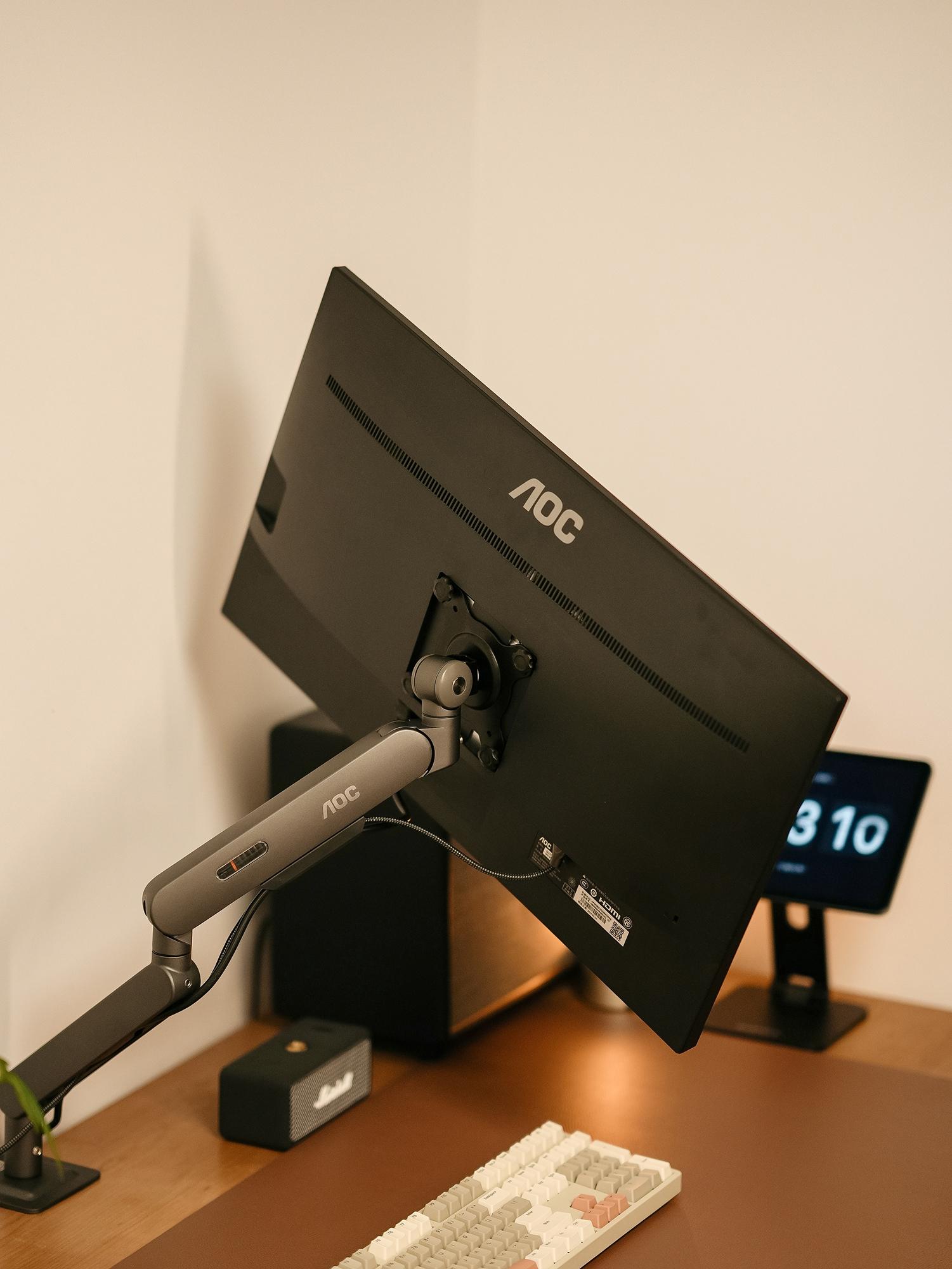 千挑万选终于找到了最适合的显示器支架aocam402快来抄作业