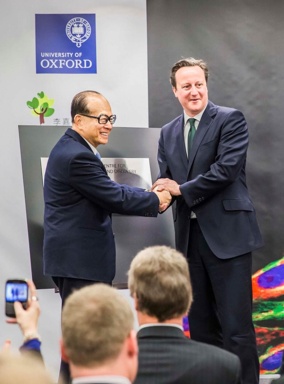 李嘉诚在英国持续购买诸多能源和基建资产的思