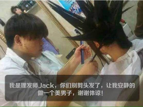 怎么理解环卫工人「少放炮早回家」的「公益」