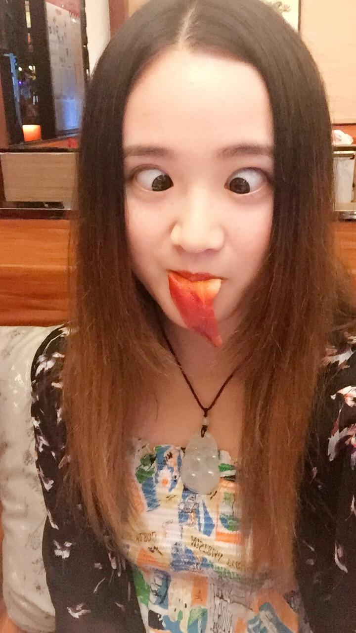 怎样扮鬼脸会很可爱