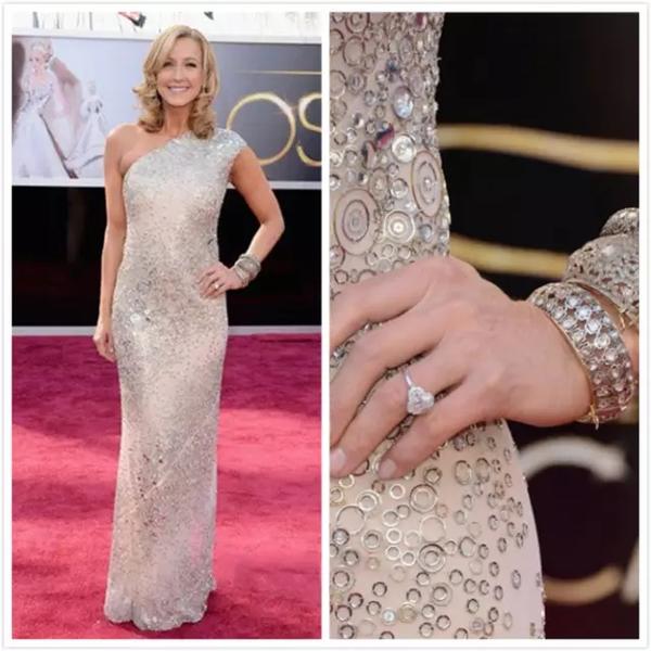 叠戴原来不是手上一串串脖子一圈圈这么简单