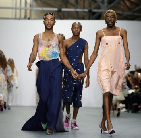 男人会穿裙子比女人还风骚识象