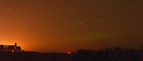在中国,哪里可以看到极光,需要满足市民条件?
