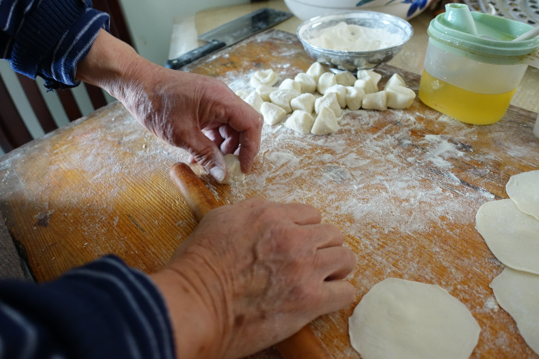 索尼a6000和m3哪个更值得入手? - 张刍兔的回