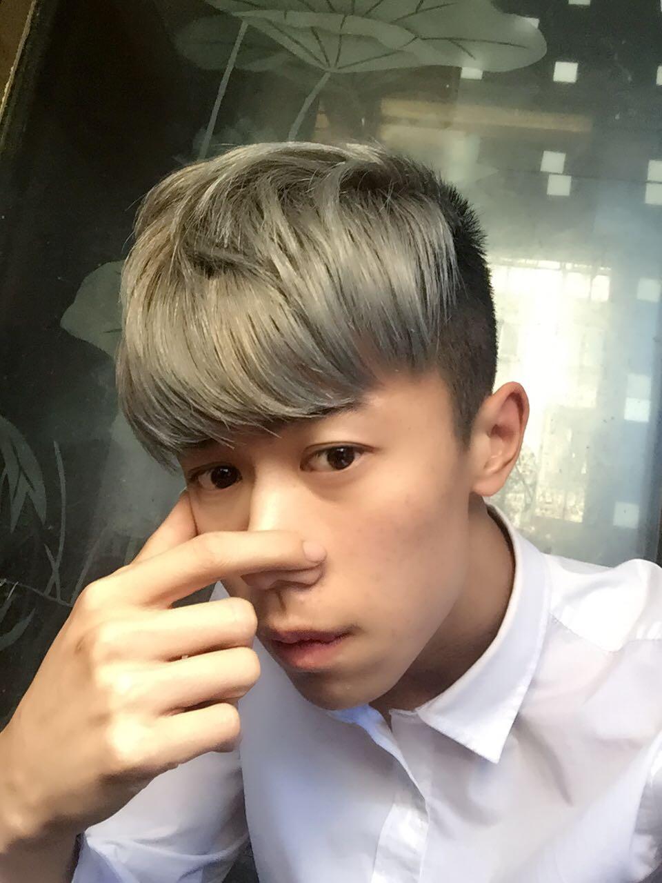 男生染灰白色头发是什么样的体验? - 知乎