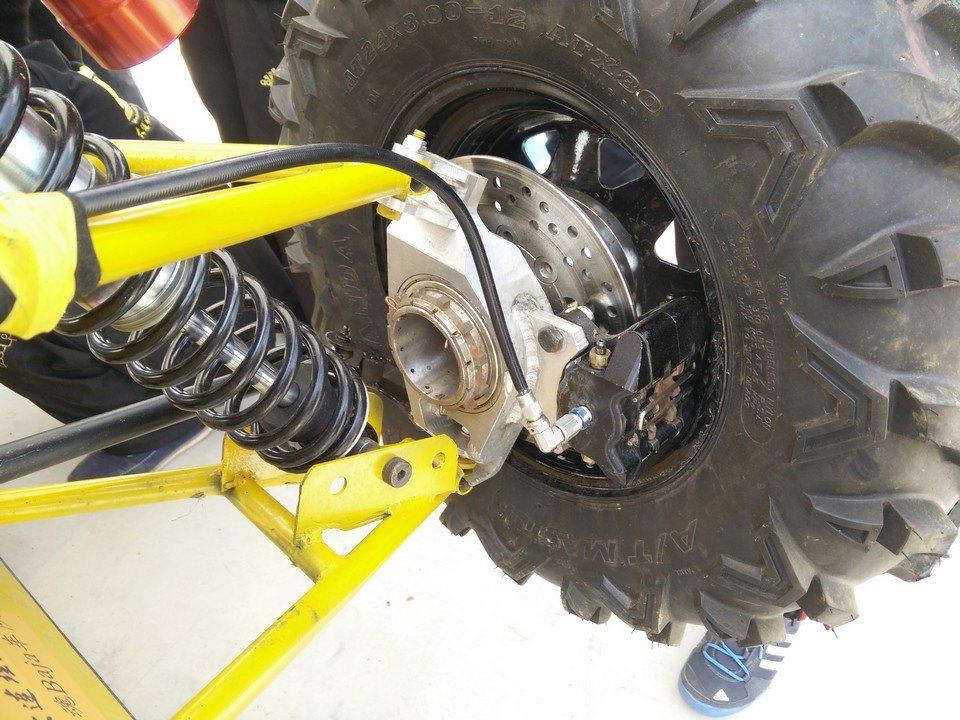 大学生baja比赛所用赛车的悬挂系统有什么特点?哪种悬挂系统更好?