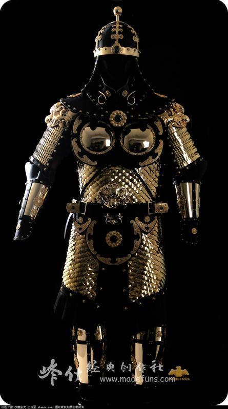 局部扎甲特写,靠扎甲上下之间每一丝缝隙,这铠甲防护完美了.