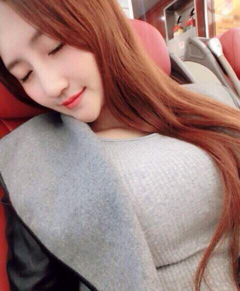 你见过最大的胸有多大? - 知乎