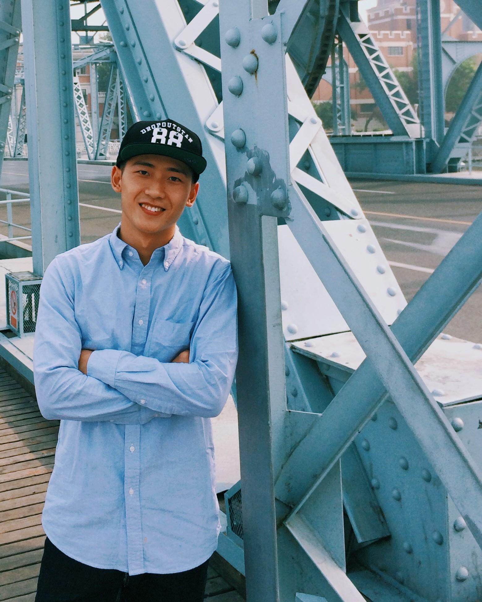 男性拍照时有哪些不错的姿势可以选择