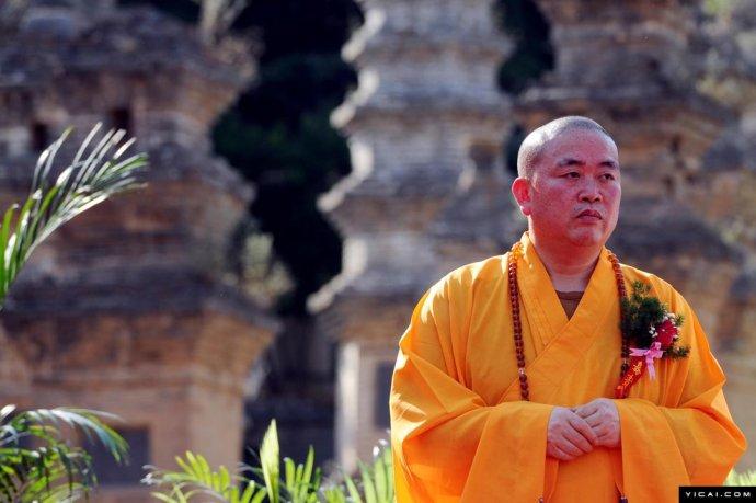 释永信:一个最好欺负的少林和尚