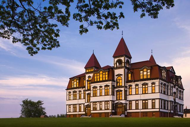 十月蜜月游适合去哪里?希望既有优美的自然风