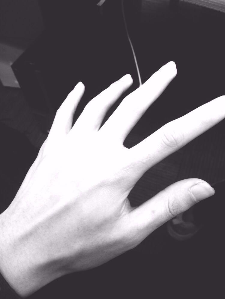 男生手好看是种怎样的体验?