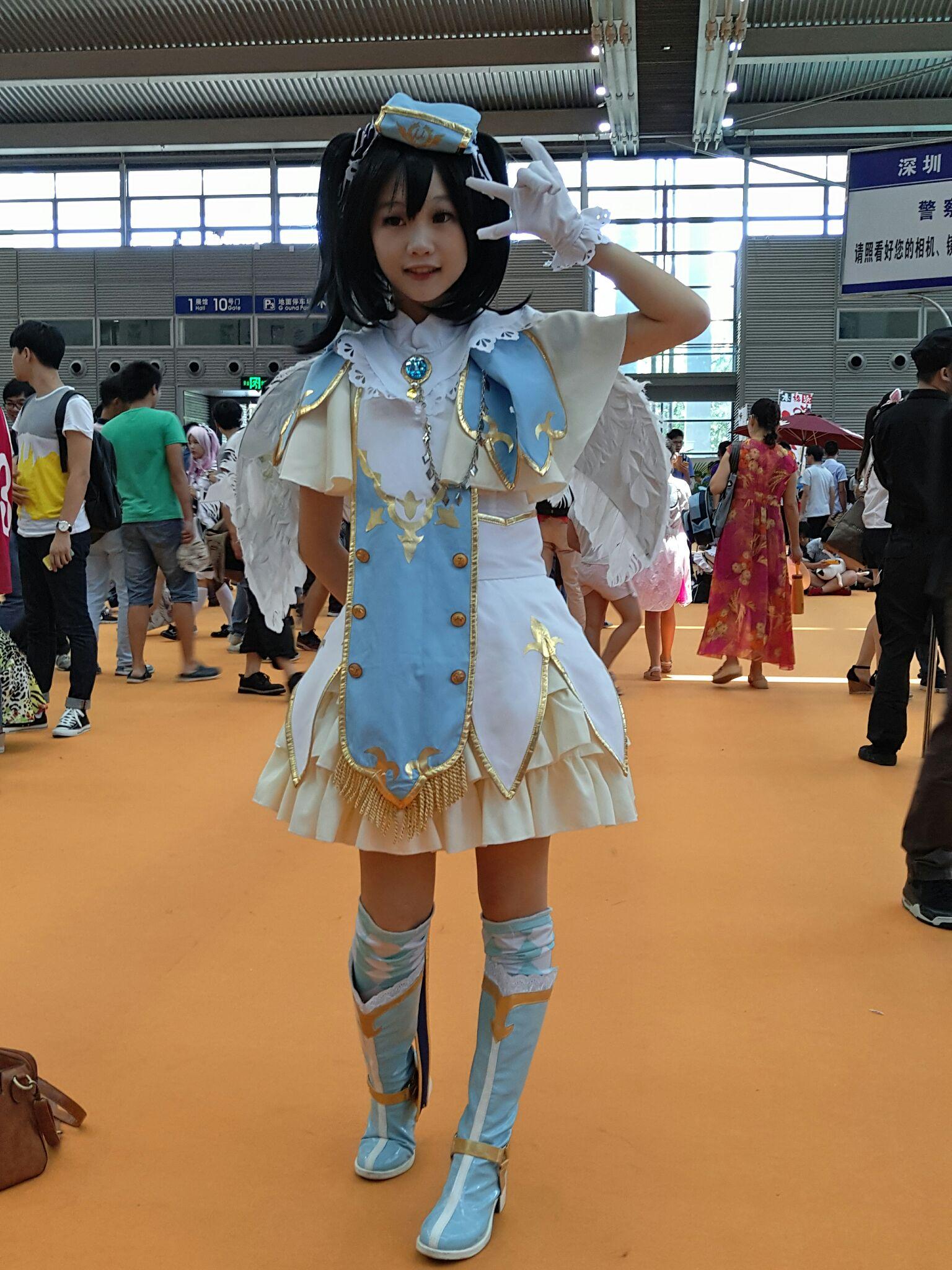 怎样看待深八漫上的猎肠者 coser 在微博上被喷? - 知乎