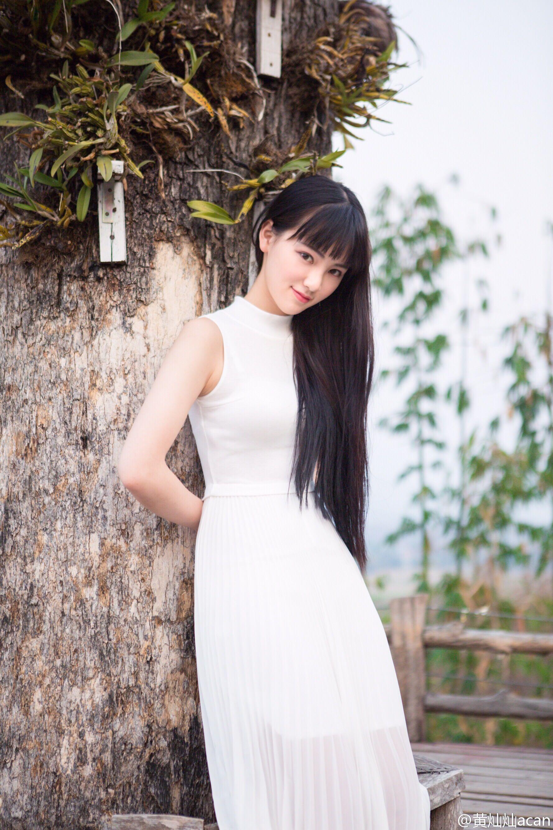 为什么黄灿灿会出名