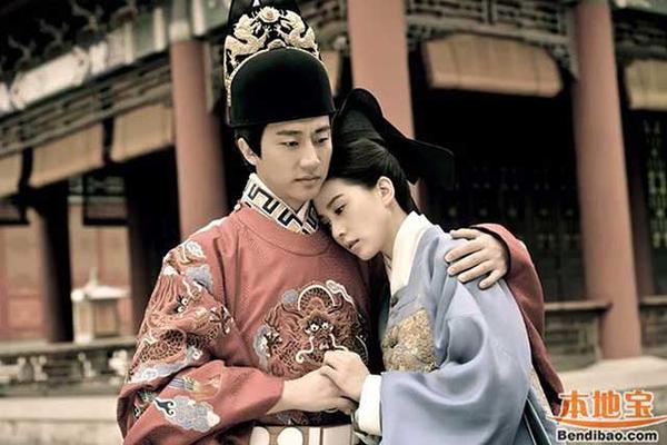 《女医明妃传》中演深爱允贤的皇帝朱祁钰 民国初恋