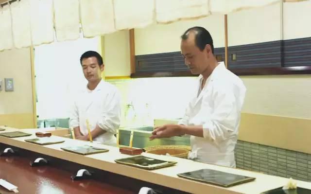 “寿司之神”小野二郎--他是寿司的东京绝响 - 知乎