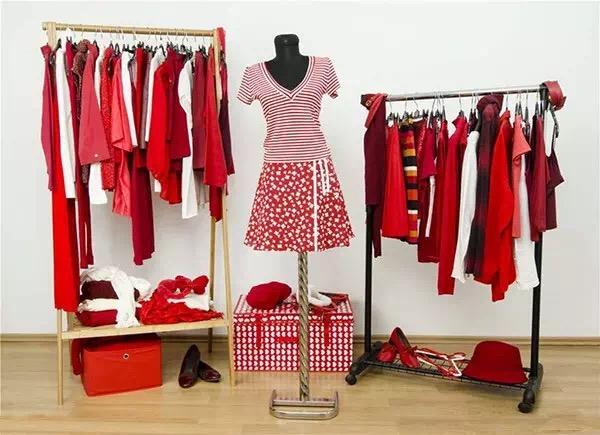 女生的衣服鞋子包包可以多到什么程度