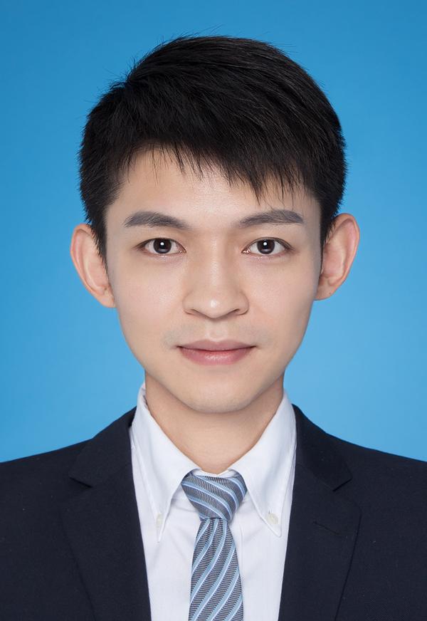 你有哪些好看的自拍或证件照?