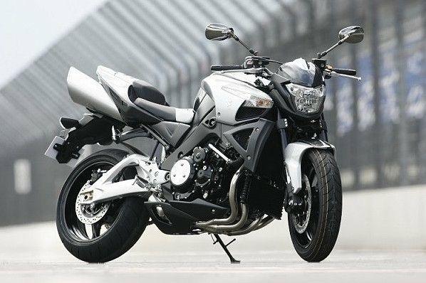 七,川崎摩托车铭牌