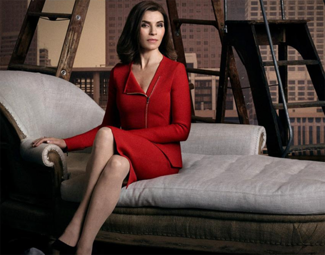 《傲骨贤妻》女主角alicia的穿着打扮是什么风格,有何特点,是如何体现