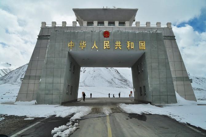 d5塔什库尔干3240m红旗拉普口岸4700m131kmsost苏斯特2760m90km