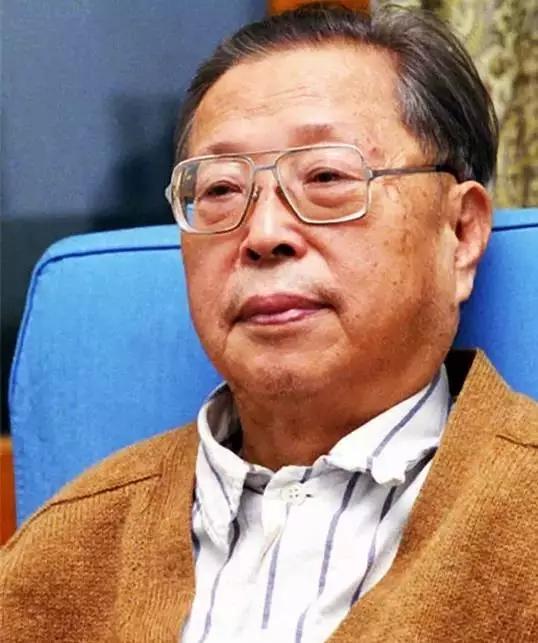 通过繁漪,周萍,周朴园,四凤和周冲等人物形象,深刻揭示出20世纪30年代