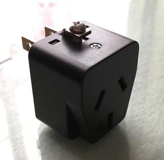 日本的电器的插头为什么跟国内的不一样?是不