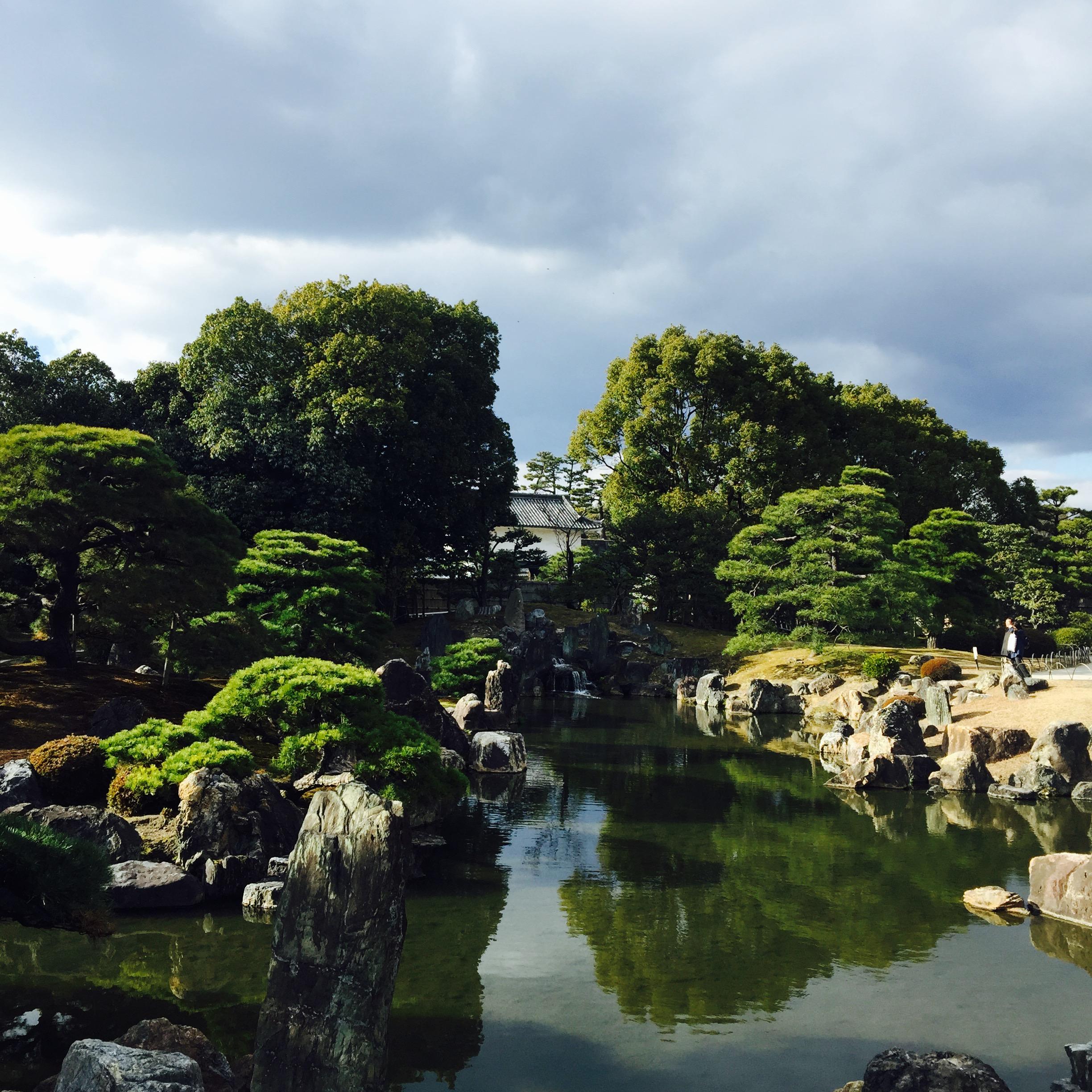 想去日本自由行 是报团还是自己买机票 有什么