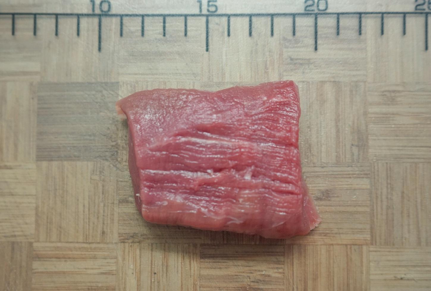 肉的纹理怎么切看图解，猪肉横切的正确切法？