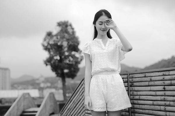 拍照如何拍出胶片感 3b20a4b369b803766f54849c78ced578_r.jpg