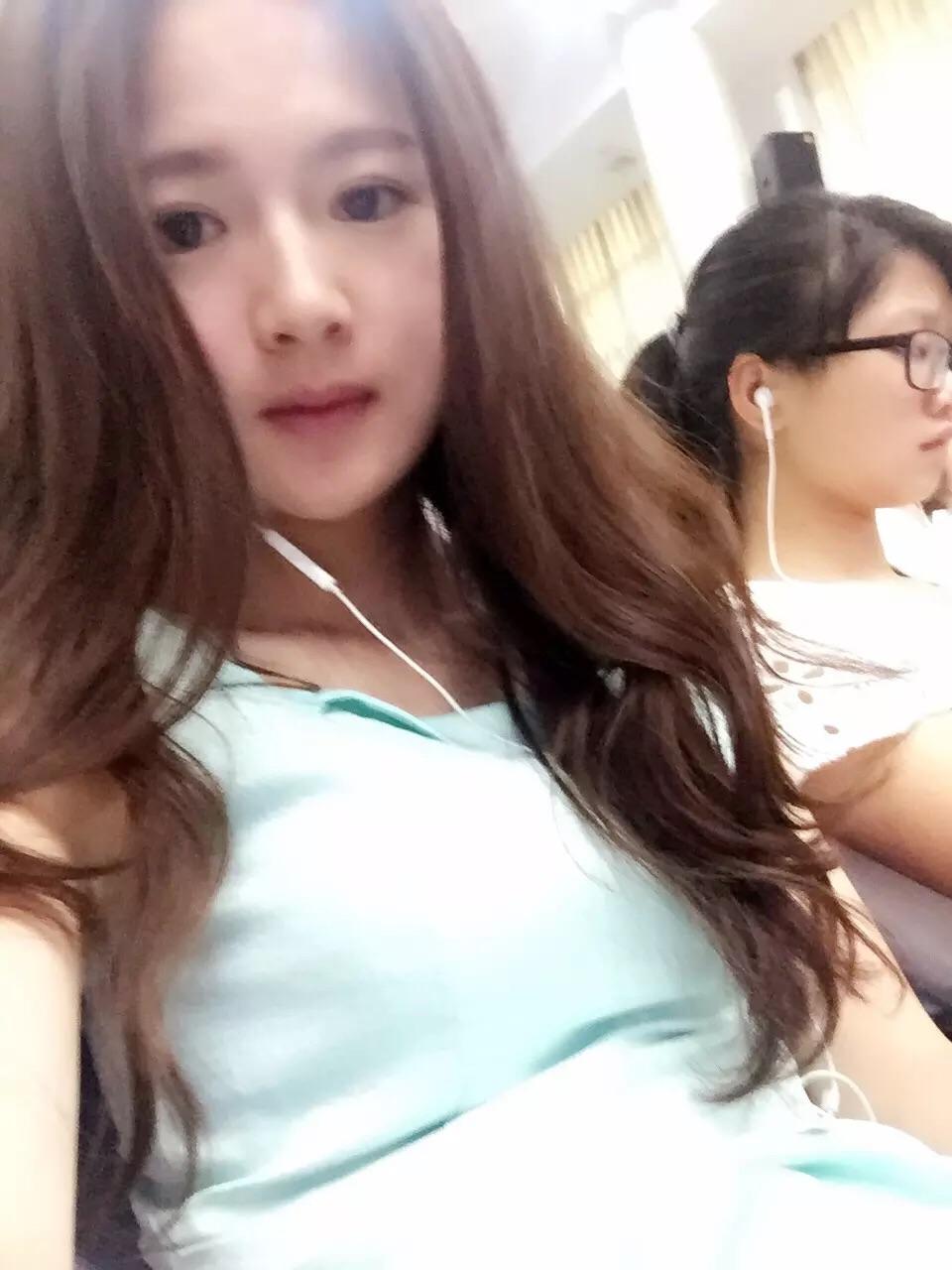 418797550f607e9427f6e1fc12e87dac_r.jpg