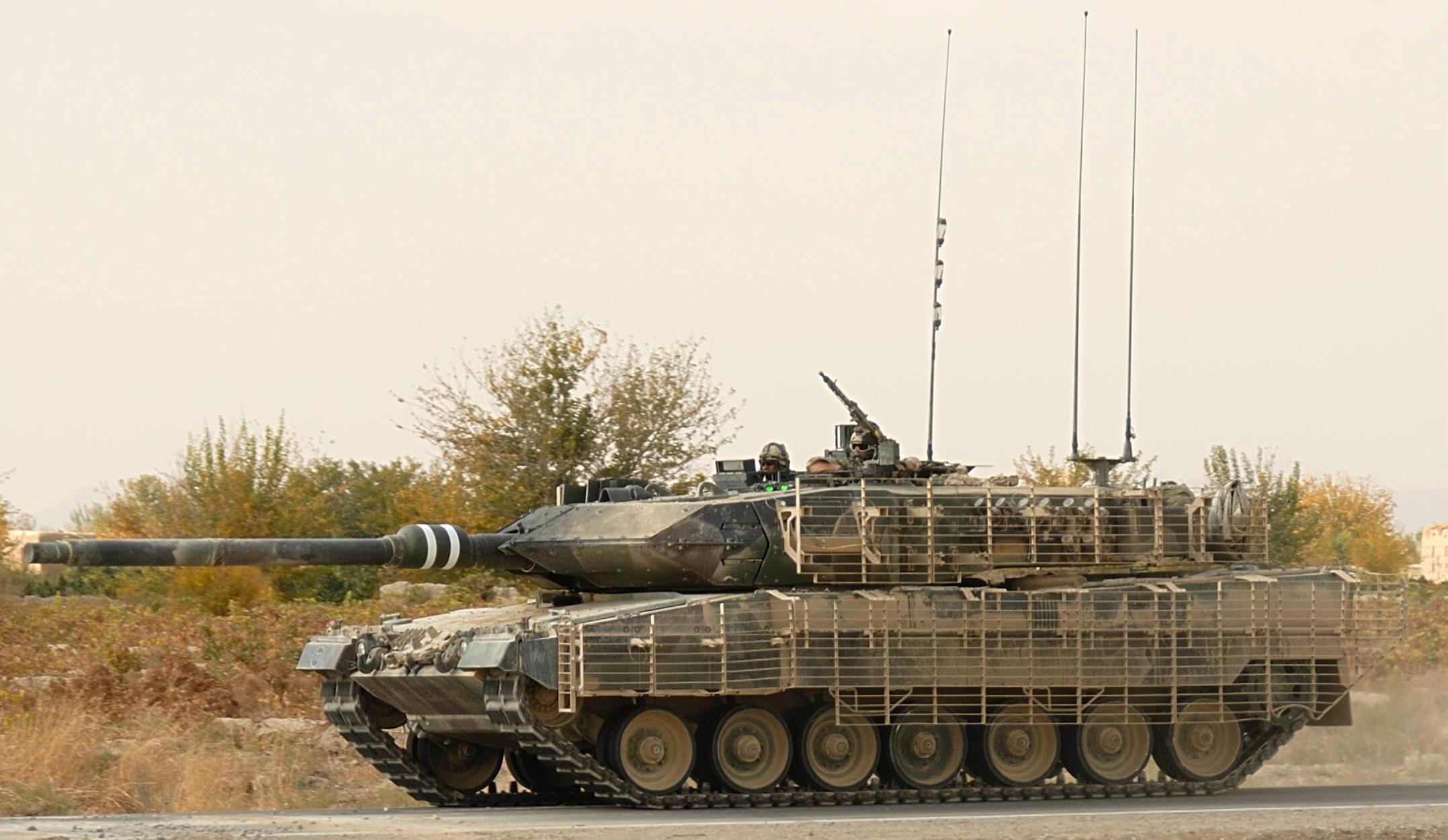 canadian main battle tank