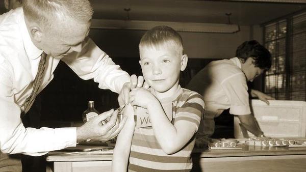 神经科医生看《豪斯医生》第一季第二集--麻疹