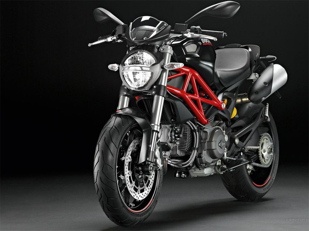 求推荐一辆10w左右的摩托车主要就上下班和周末骑骑180cm65kg600cc