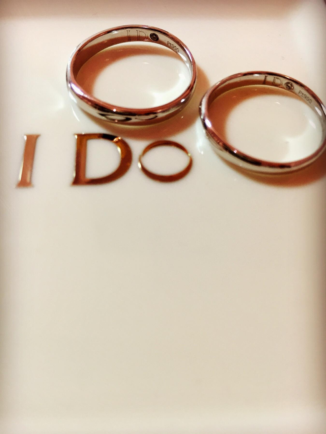 想送对戒,什么牌子的比较好啊?