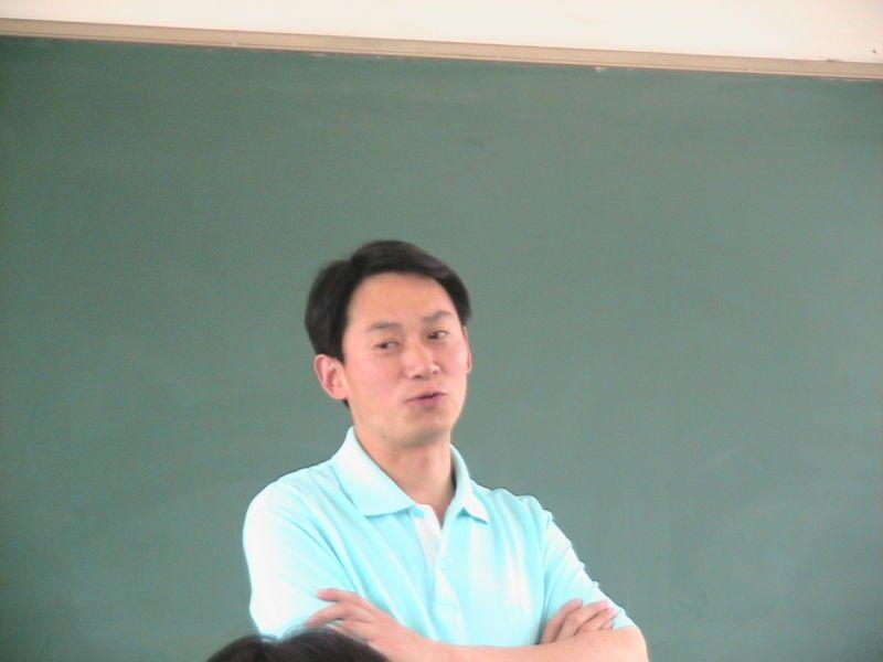 临泉一中的陈宜海老师是个什么样的人