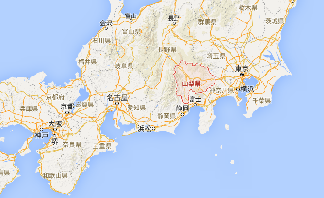 位于日本山梨县的这家温泉旅店