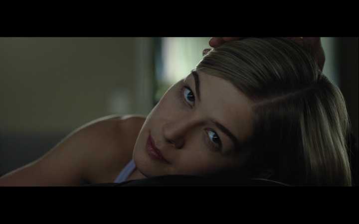 如何评价电影《消失的爱人》(gone girl)?