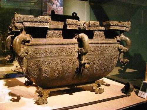 中国古代器物史上有哪些很酷的设计? - 知乎