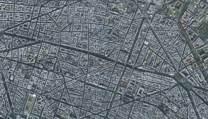 家家有车; 大城市,也可以学罗马的邻里围合尺度布局,可以学巴黎的大