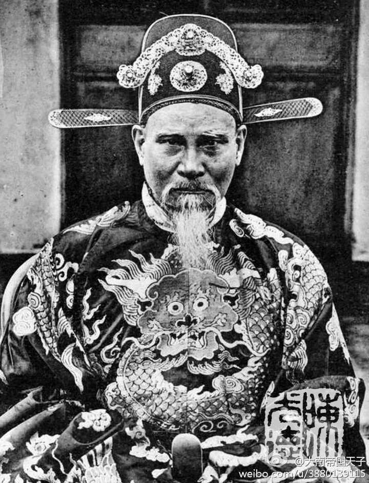 越南阮朝服饰和汉服有哪些异同？ - 知乎