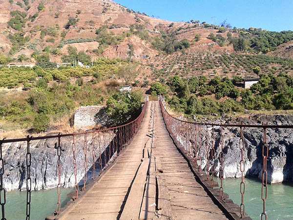 滇缅路的双虹桥(清朝建的)
