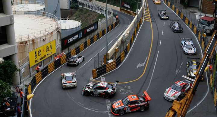 赛车漂移出弯真的比正常出弯速度快吗?