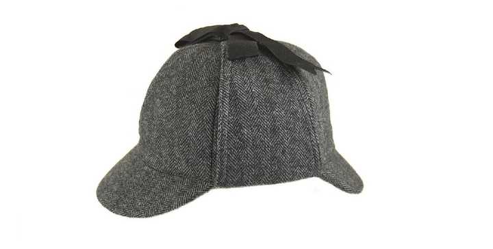 并带有护耳的帽子。传统的猎鹿帽一般以英国花呢制成，是打猎时的衣物。