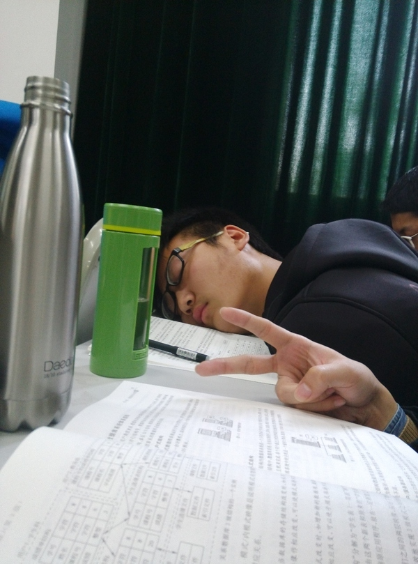 在武汉大学当个学渣是什么感觉?