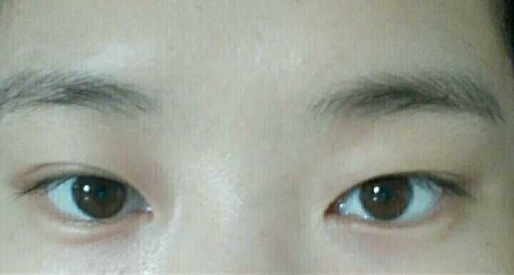眼皮长得一单一双是一种怎样的体验?