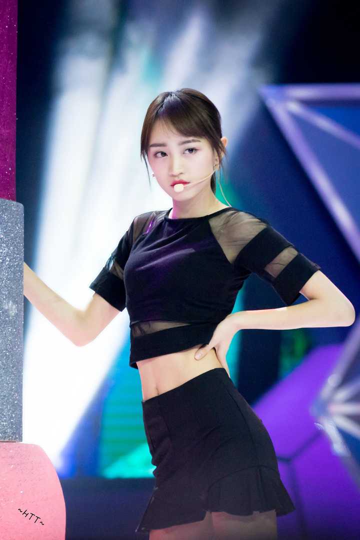 黄婷婷的颜和气质是否和陈乔恩很像?